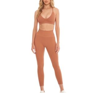 Morgan Stewart amber sport leggings size small